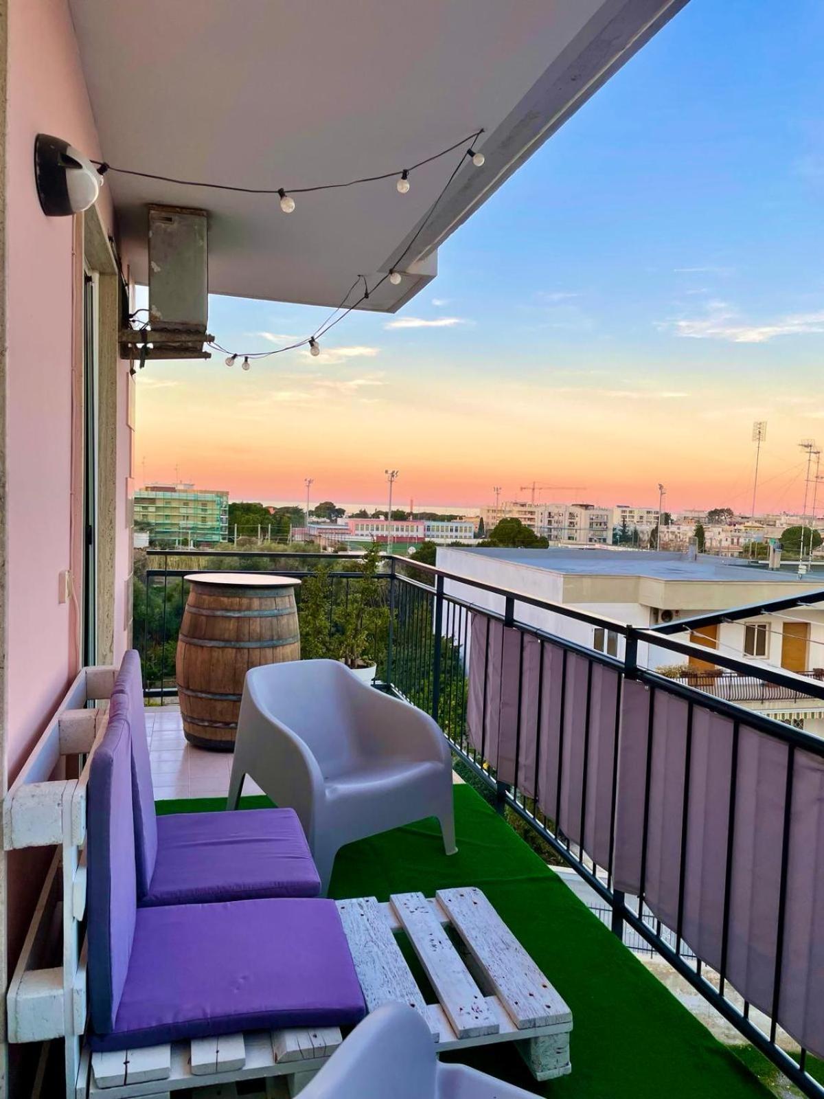 Hotel Wanderlust House Bari Exterior foto